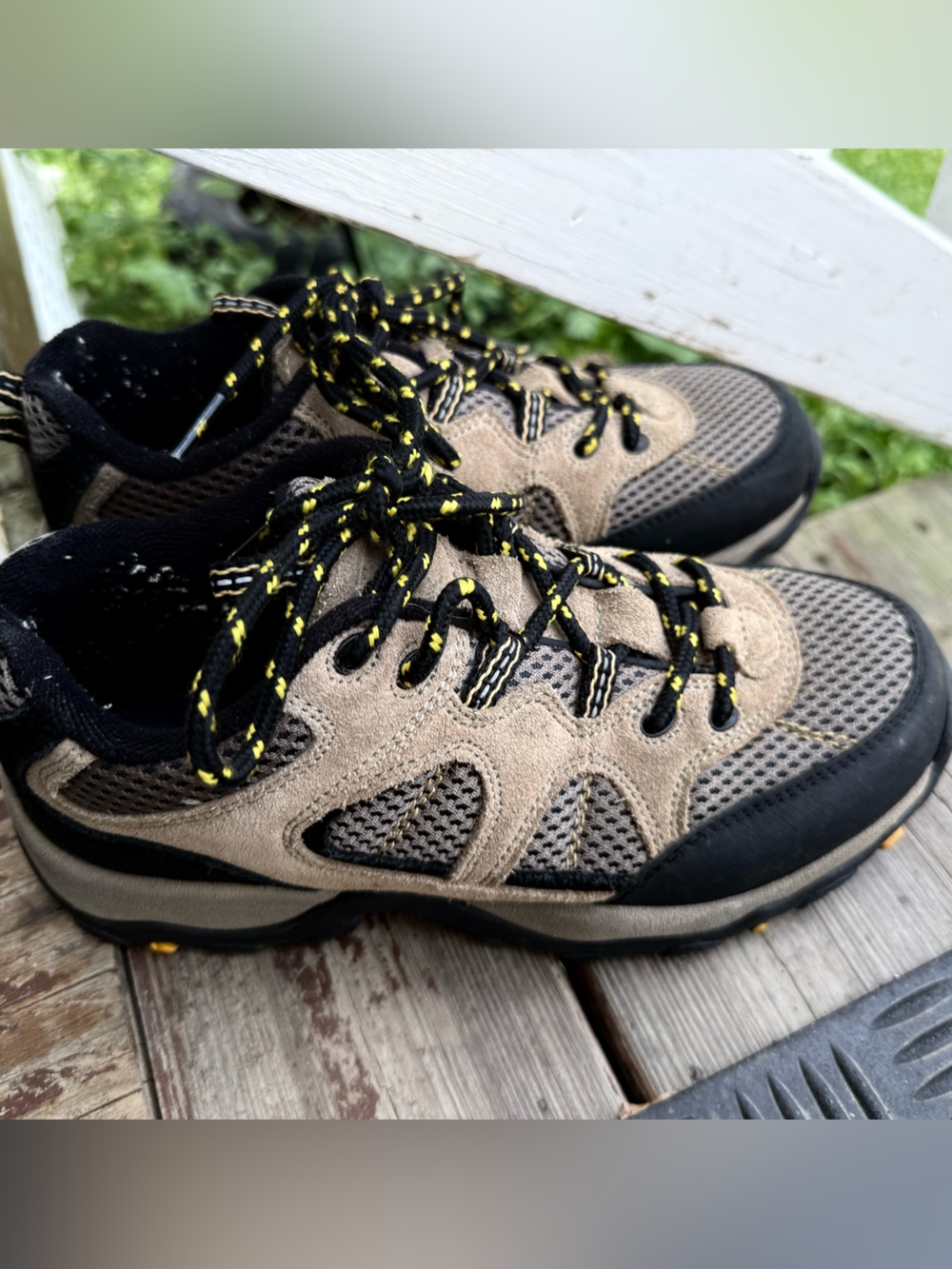 Women’s Lace-Up Hiking Boots in Tan and Black